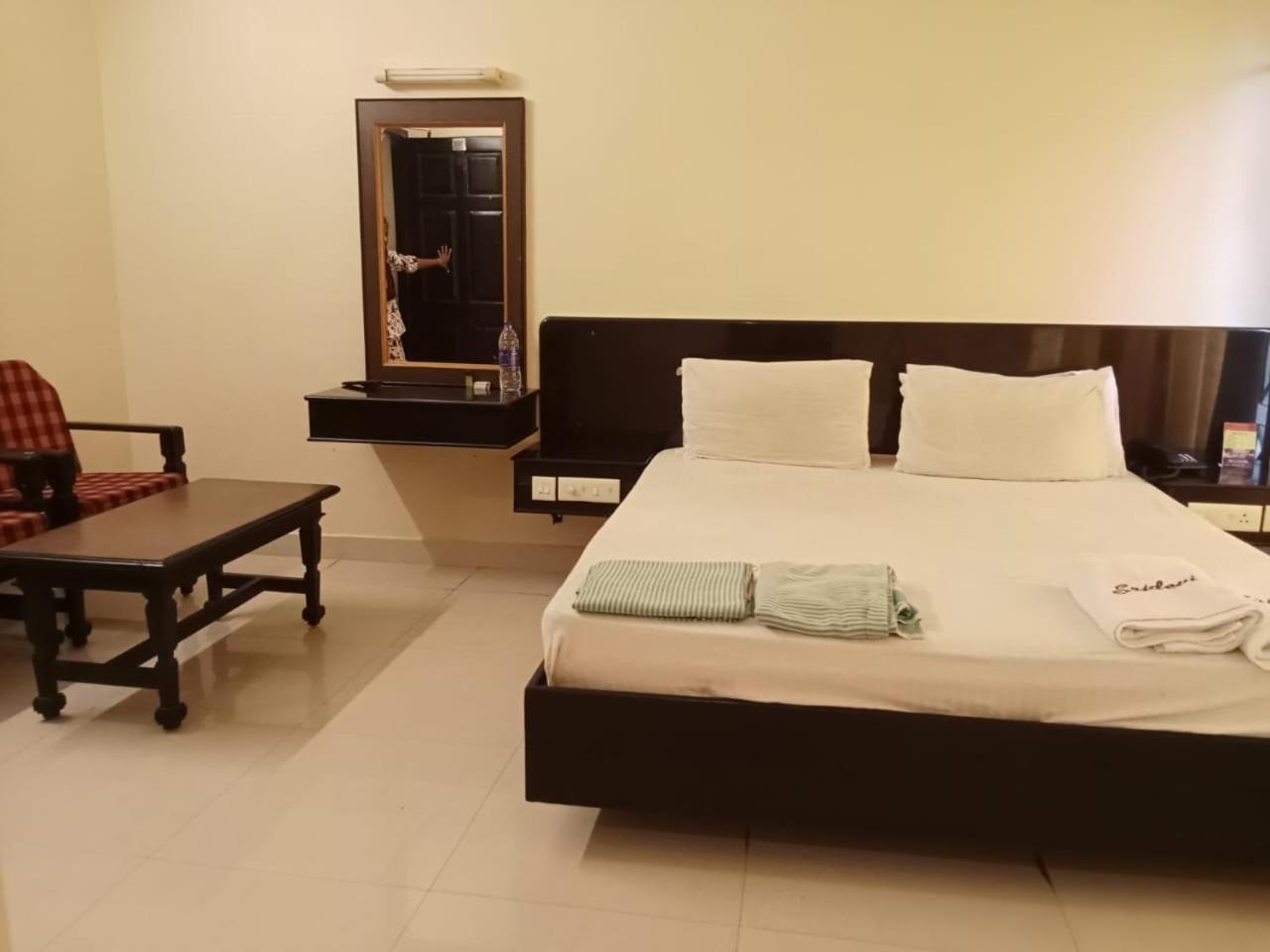 Hotel Sri Devi Kanyakumari Luaran gambar